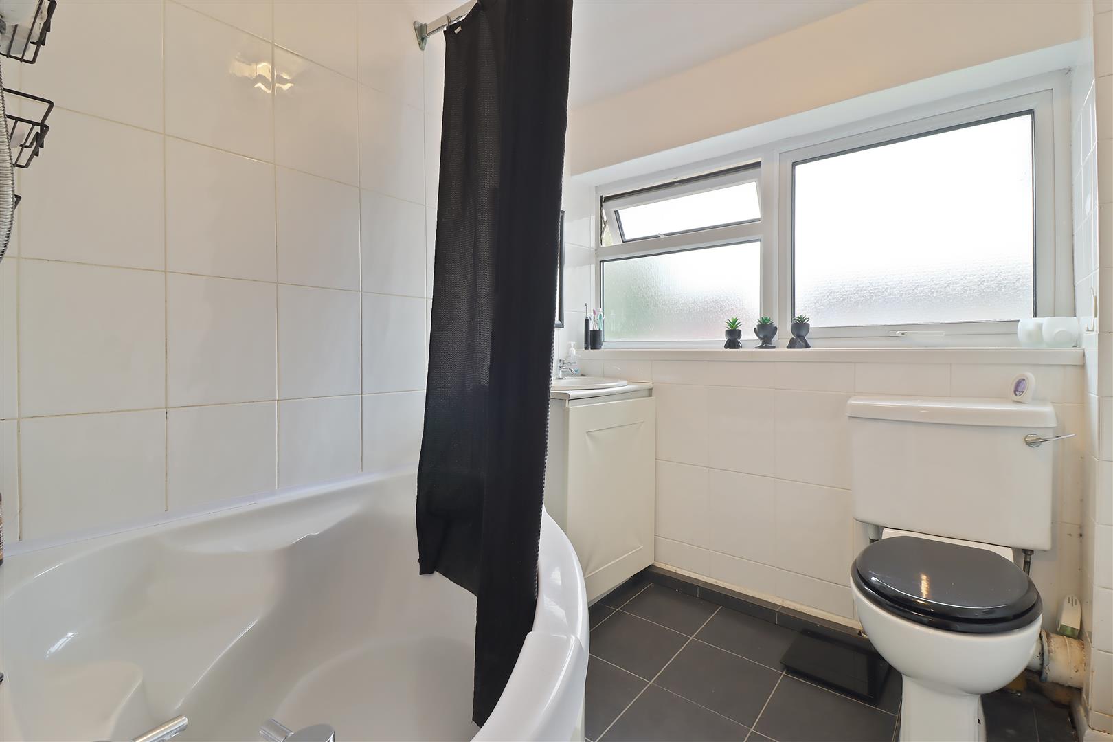 Cornwall Drive, Grassmoor, Chesterfield